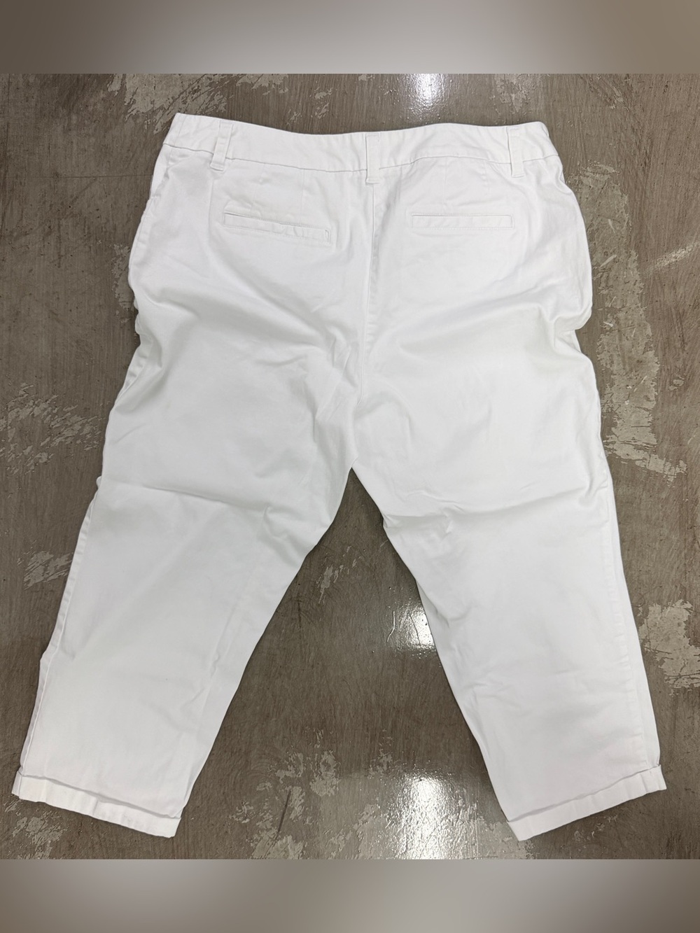 Chico’s White Crop Pants Size 1.5 Stretch Cotton Capri Ankle Pants SKU 0011 - Picture 2 of 3